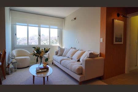 Sala de apartamento para alugar com 2 quartos, 76m² em Auxiliadora, Porto Alegre