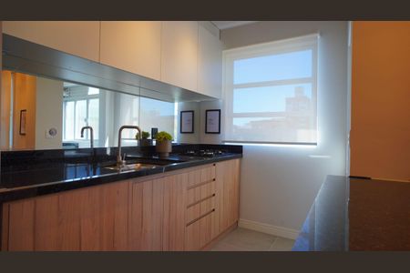 Cozinha de apartamento para alugar com 2 quartos, 76m² em Auxiliadora, Porto Alegre