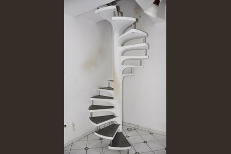 Corredor de casa para alugar com 3 quartos, 110m² em Vila Pereira Cerca, São Paulo