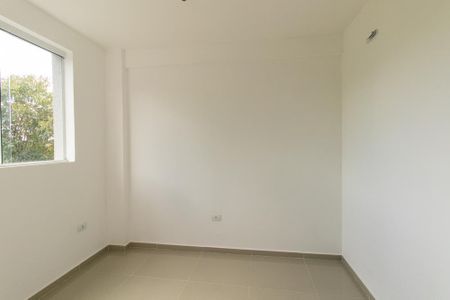 Quarto 1 de kitnet/studio para alugar com 1 quarto, 30m² em Jardim das Américas, Curitiba