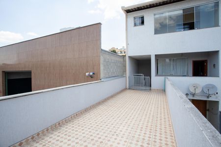 Casa para alugar com 160m², 4 quartos e 2 vagasVaranda