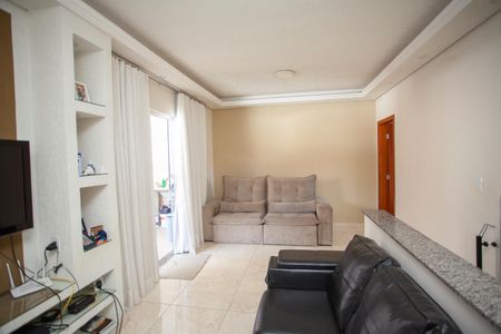 Sala 1 de casa para alugar com 4 quartos, 160m² em Europa, Contagem