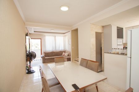 Casa para alugar com 160m², 4 quartos e 2 vagasSala 2