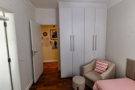 Apartamento à venda com 161m², 3 quartos e 4 vagasSuíte 1 - armários