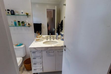 Apartamento à venda com 161m², 3 quartos e 4 vagasBanheiro da Suíte 3
