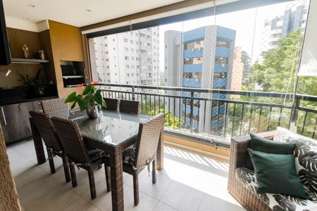 Apartamento à venda com 161m², 3 quartos e 4 vagasVaranda gourmet