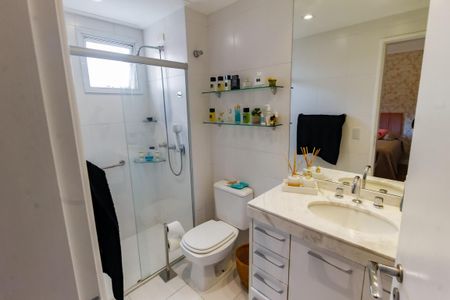 Apartamento à venda com 161m², 3 quartos e 4 vagasBanheiro da Suíte 3