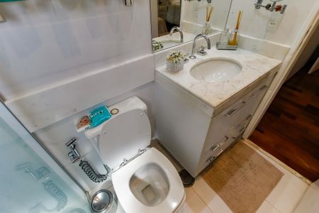 Apartamento à venda com 161m², 3 quartos e 4 vagasBanheiro da Suíte 2