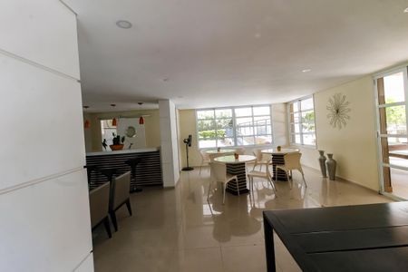 Apartamento à venda com 161m², 3 quartos e 4 vagasÁrea comum - Salão de festas