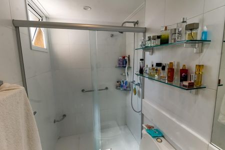 Apartamento à venda com 161m², 3 quartos e 4 vagasBanheiro da Suíte 2