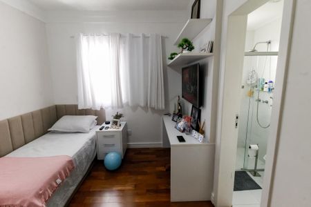 Apartamento à venda com 161m², 3 quartos e 4 vagasSuíte 1
