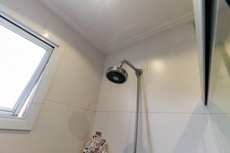 Apartamento à venda com 161m², 3 quartos e 4 vagasBanheiro da Suíte 1 - chuveiro