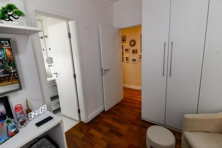 Apartamento à venda com 161m², 3 quartos e 4 vagasSuíte 1