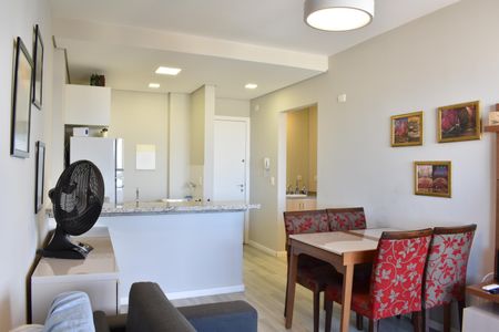 Sala de apartamento para alugar com 1 quarto, 46m² em Bigorrilho, Curitiba