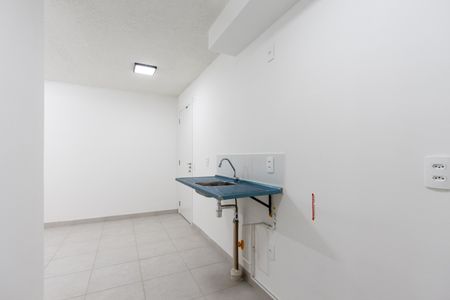 Apartamento para alugar com 33m², 2 quartos e sem vaga Apartamento para alugar com 33m², 2 quartos e sem vagaSala/Cozinha