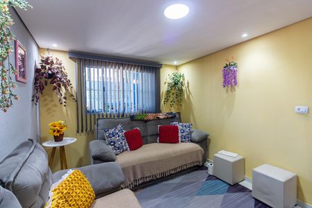 Sala 2 de casa à venda com 6 quartos, 250m² em Padroeira, Osasco