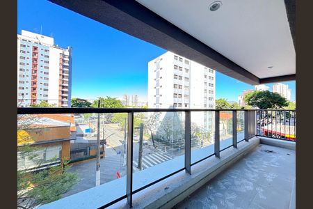 Apartamento à venda com 66m², 2 quartos e 1 vaga Apartamento à venda com 66m², 2 quartos e 1 vagaVaranda