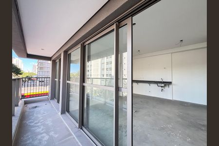 Apartamento à venda com 66m², 2 quartos e 1 vaga Apartamento à venda com 66m², 2 quartos e 1 vagaVaranda