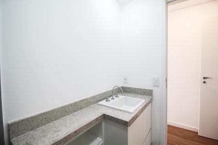 Apartamento para alugar com 75m², 2 quartos e 2 vagasBanheiro da Suíte 1