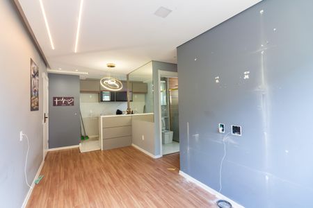 Sala  de apartamento à venda com 2 quartos, 50m² em Piratininga, Osasco