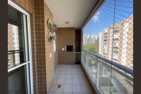 Apartamento para alugar com 98m², 2 quartos e 2 vagasVaranda