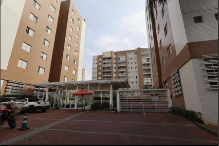 Apartamento para alugar com 98m², 2 quartos e 2 vagasFachada e portaria