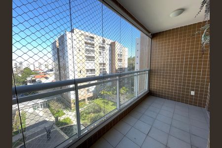 Apartamento para alugar com 98m², 2 quartos e 2 vagasVaranda