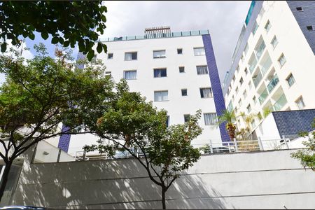 Apartamento à venda com 70m², 3 quartos e 1 vagaFachada