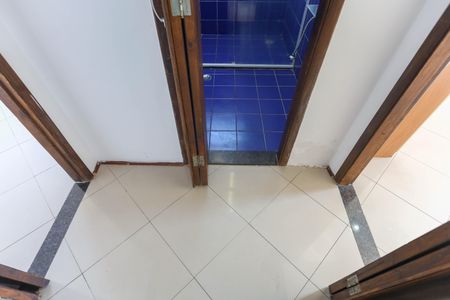 Apartamento à venda com 66m², 2 quartos e 1 vaga Apartamento à venda com 66m², 2 quartos e 1 vagaHall dos quartos