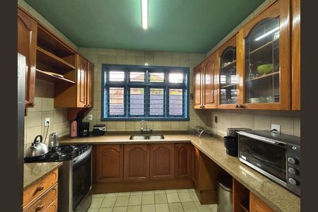 Casa para alugar com 290m², 4 quartos e 1 vagaCozinha