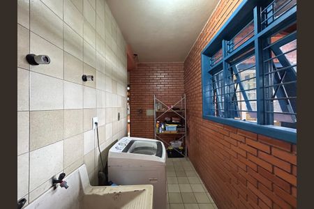 Casa para alugar com 290m², 4 quartos e 1 vagaÁrea de Serviço