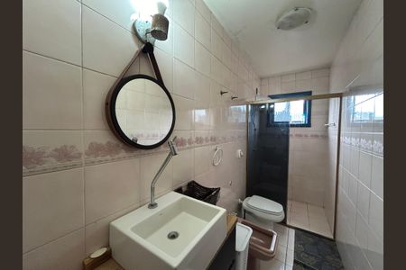 Casa para alugar com 290m², 4 quartos e 1 vagaBanheiro 2