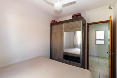 Casa de condomínio à venda com 68m², 2 quartos e 1 vaga Casa de condomínio à venda com 68m², 2 quartos e 1 vagaQuarto 2