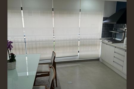 Apartamento à venda com 103m², 3 quartos e 2 vagasCozinha