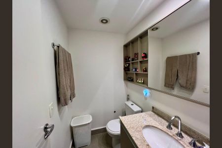 Banheiro de apartamento para alugar com 2 quartos, 69m² em Brooklin, São Paulo