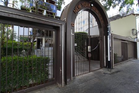 Apartamento à venda com 52m², 1 quarto e 1 vagaFachada e Portaria