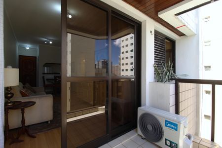 Varanda de apartamento à venda com 1 quarto, 52m² em Moema, São Paulo