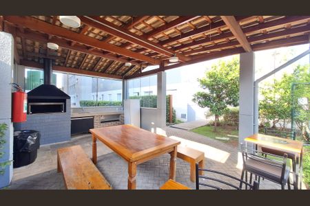 Apartamento para alugar com 33m², 1 quarto e sem vagaÁrea comum - Churrasqueira