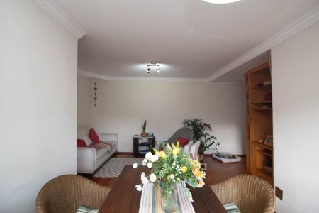 Apartamento para alugar com 100m², 2 quartos e 1 vagaSala 