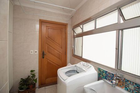 Apartamento para alugar com 100m², 2 quartos e 1 vagaÁrea de Serviço / Lavabo