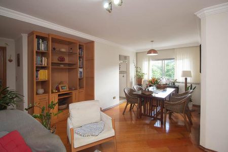 Apartamento para alugar com 100m², 2 quartos e 1 vagaSala 