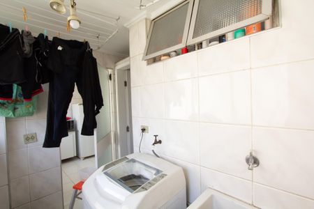 Apartamento à venda com 70m², 2 quartos e 1 vaga Apartamento à venda com 70m², 2 quartos e 1 vagaÁrea de Serviço