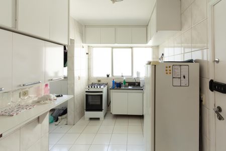 Apartamento à venda com 70m², 2 quartos e 1 vaga Apartamento à venda com 70m², 2 quartos e 1 vagaCozinha