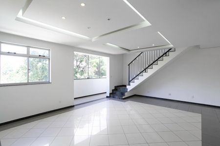 Sala 1 de apartamento à venda com 4 quartos, 240m² em Liberdade, Belo Horizonte