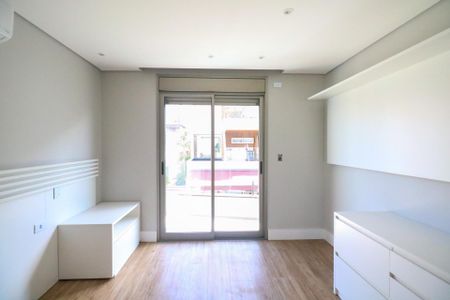 Casa de condomínio à venda com 800m², 5 quartos e 10 vagas Casa de condomínio à venda com 800m², 5 quartos e 10 vagasSuíte 3