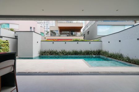 Casa de condomínio à venda com 800m², 5 quartos e 10 vagas Casa de condomínio à venda com 800m², 5 quartos e 10 vagasÁrea Gourmet e Piscina