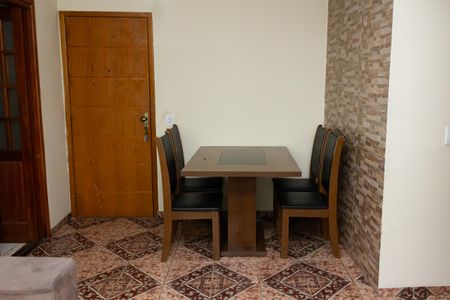 Apartamento para alugar com 55m², 2 quartos e sem vagaSala