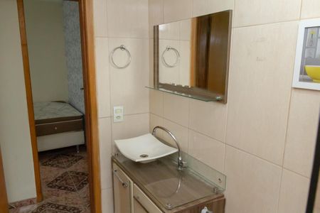 Apartamento para alugar com 55m², 2 quartos e sem vagaBanheiro