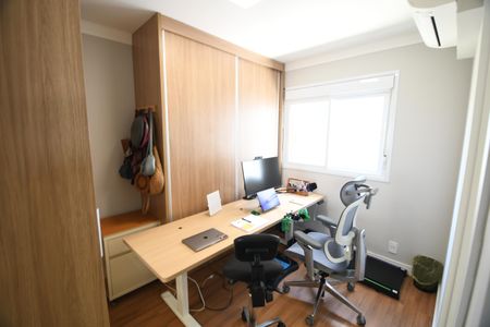 Casa de condomínio à venda com 167m², 3 quartos e 2 vagasQuarto 2 - Suíte