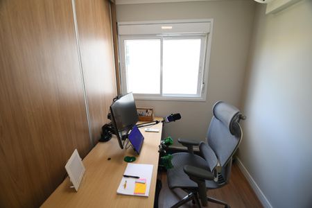 Casa de condomínio à venda com 167m², 3 quartos e 2 vagasQuarto 2 - Suíte